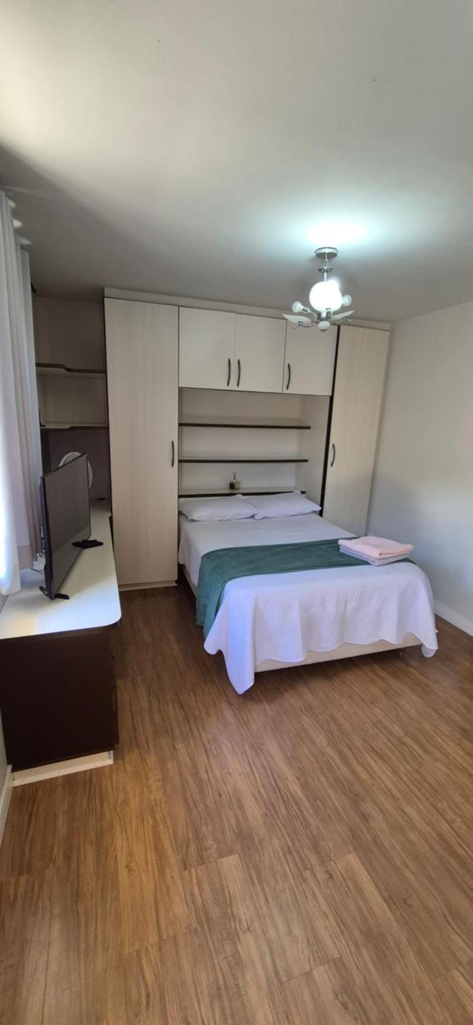 Residencial Vitor 1 Apartamento *
