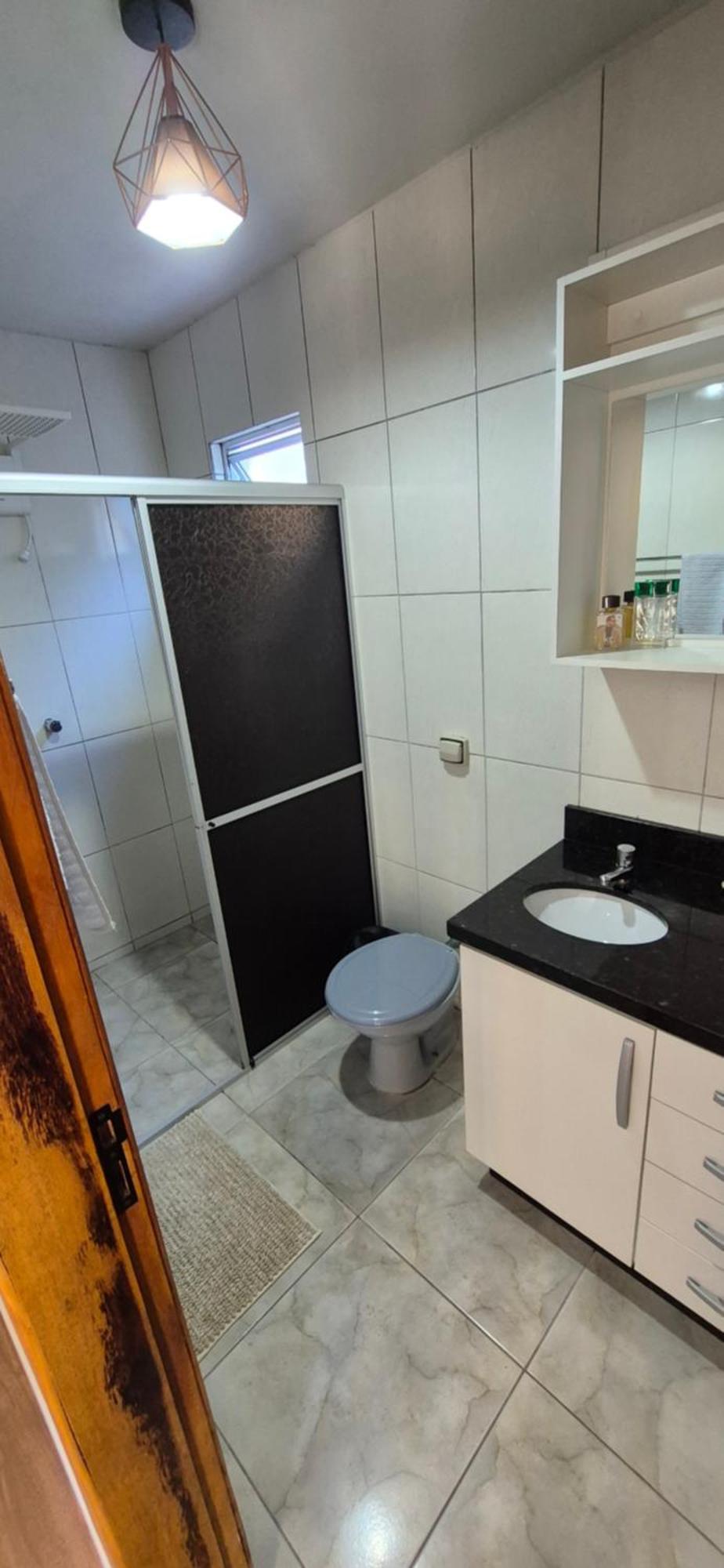 Apartamento Residencial Vitor 1 *